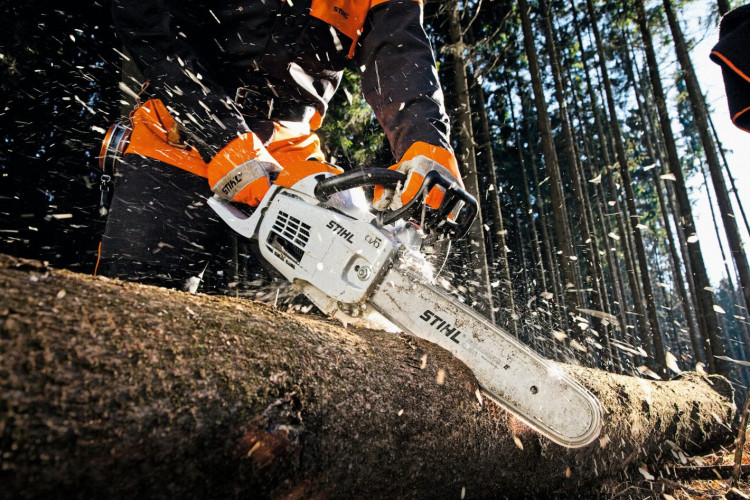 Pilarka spalinowa STIHL MS 201 C-M