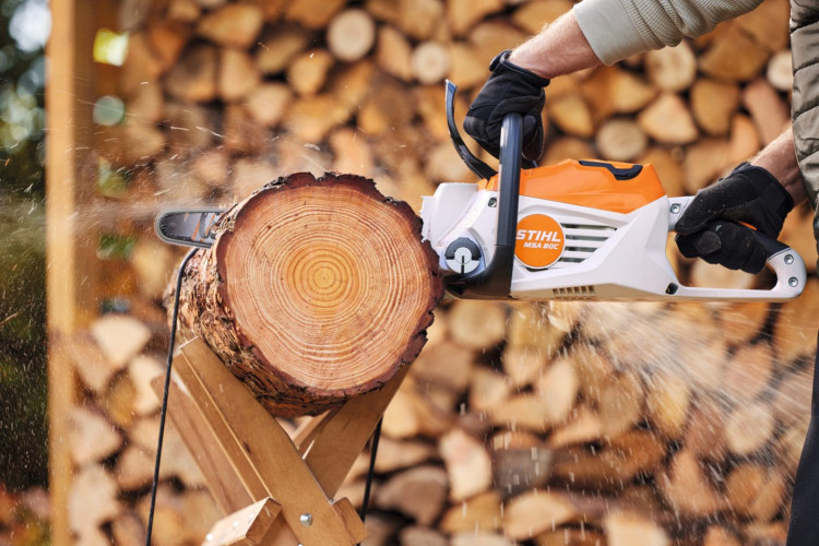 Pilarka akumulatorowa STIHL MSA 80 C-B (zestaw)